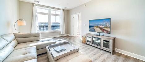 Smart TV, books
