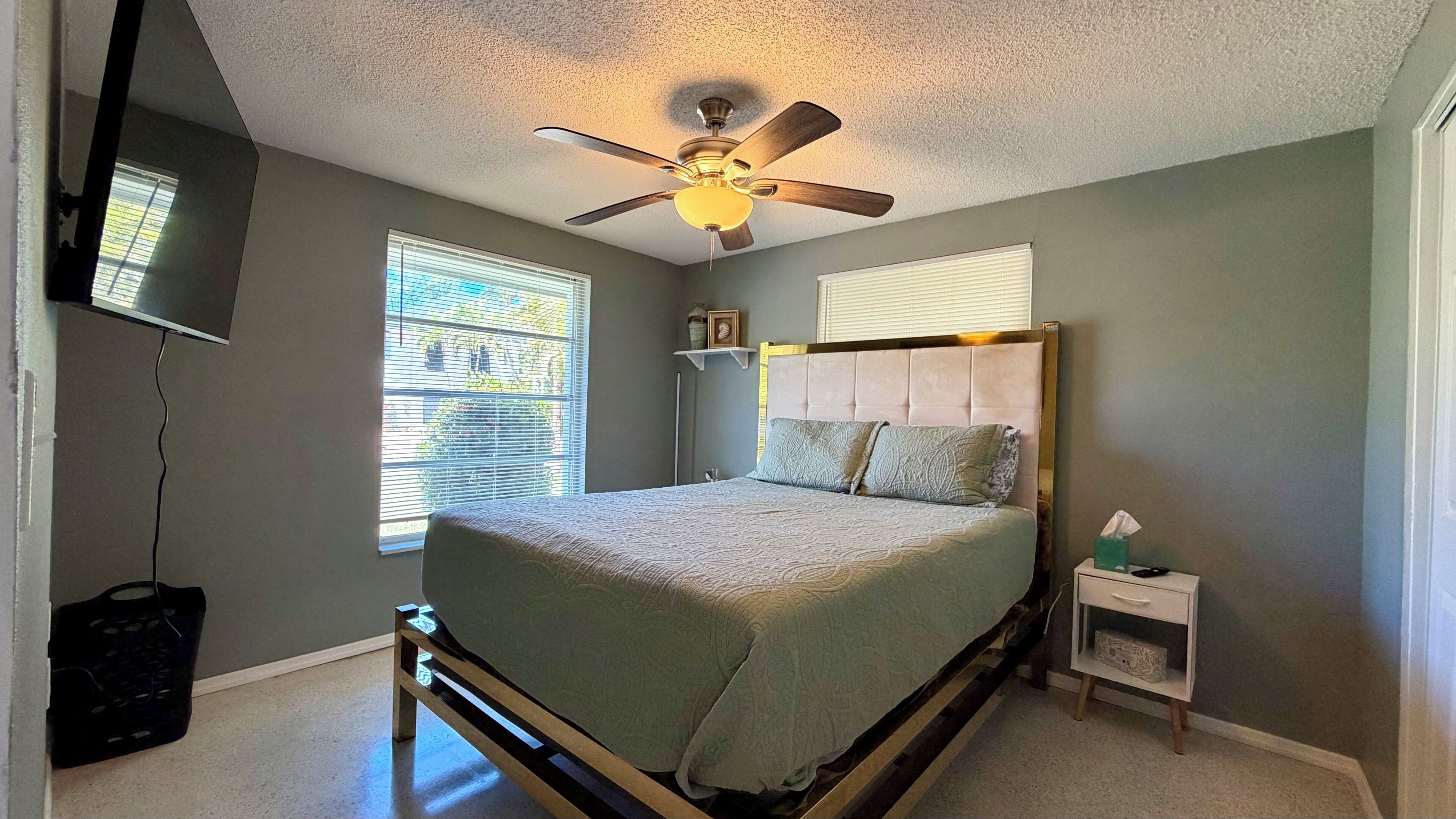 2 bedrooms, iron/ironing board, WiFi (free), bed sheets
