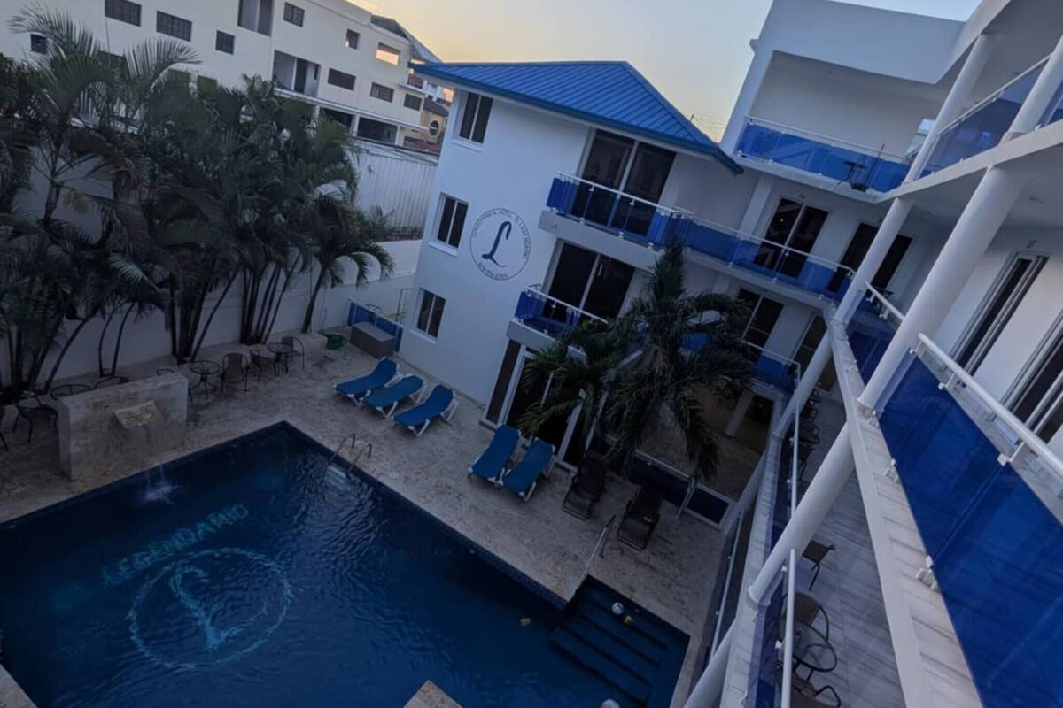 Condo, 1 phòng ngủ, sân hiên | Hồ bơi