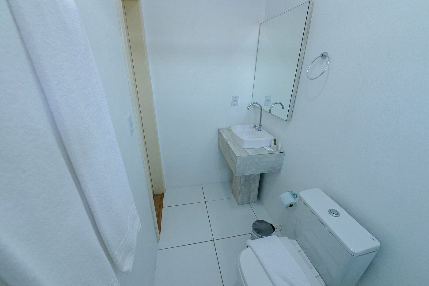 Standard Twin Room | Bathroom