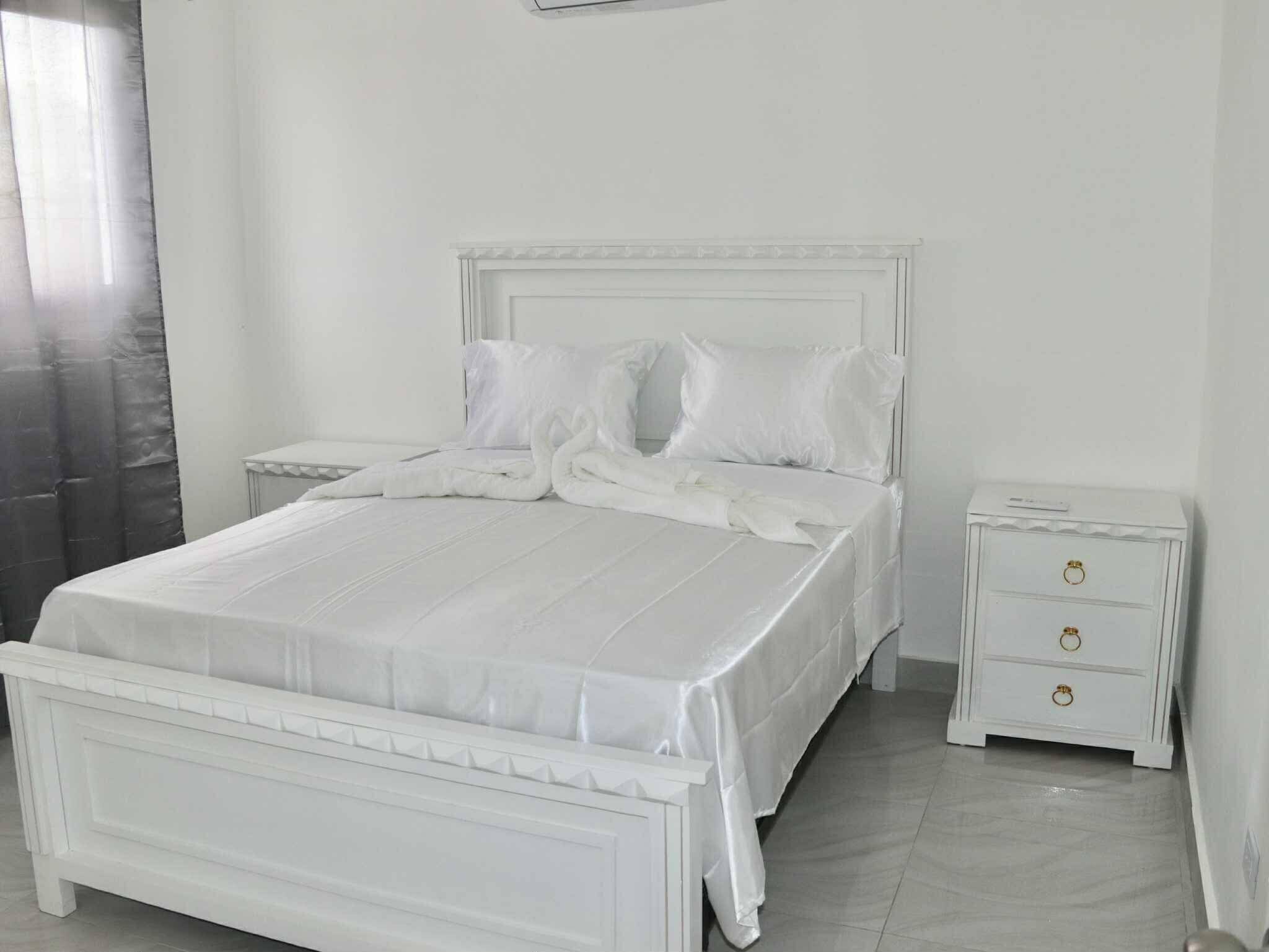 2 bedrooms