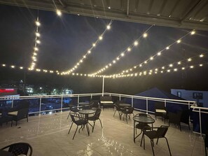 Apartment, 2 Bedrooms, Patio | Outdoor dining - Condo Neuf 2 Chambres 2 Lits Queen à Sosua 403 (Sosúa)