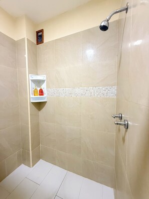 Towels, soap, toilet paper - Perfect apartment in Galapagos, comfort, elegance and privileged location (Puerto Ayora)