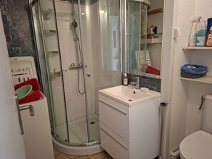 Bathroom - Facing the sea, beautiful apartment with breathtaking views (NARBONNE PLAGE)