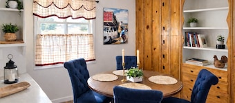 Walkable Prairie Retreat in Eads Near Sand Creek, Bent’s Fort & Stargazing