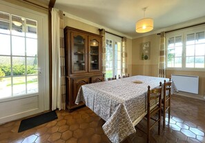Dining - SARTHOU - ESPECHEDE - Gîte (ESPECHEDE)