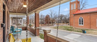 KATY TRAIL Cottage - 3-bedroom in downtown Boonville - Close to the  Katy Trail