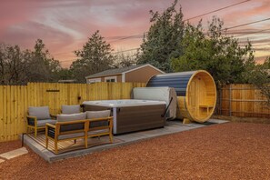 Bañera de hidromasaje exterior