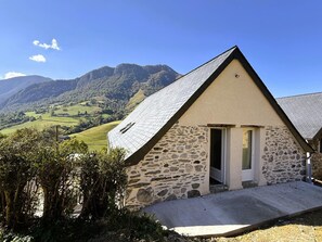 Exterior - SUPERBIE - LOURDIOS ICHERE (LOURDIOS ICHERE)