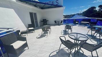 Room, 1 Bedroom, Patio | Outdoor dining