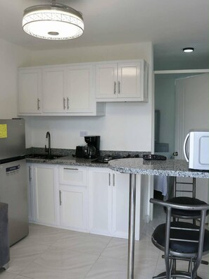 Room, 1 Bedroom, Patio | Interior