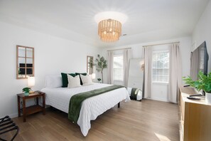 Room - Emmanuel's Family-friendly Home (Birmingham)