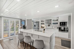 Fridge, microwave, oven, stovetop - Large Group Friendly Coastal Escape W/ Heated Pool & Spacious Patio!🌴🏖️ (Merritt Island)