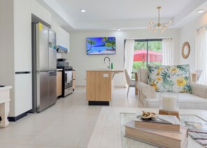 Smart TV - Modern Poolside Villa in Vistacana Near Downtown (Punta Cana)