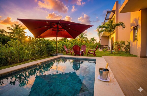 Pool - Tropical Poolside Villa in Vistacana Near Airport (Punta Cana)