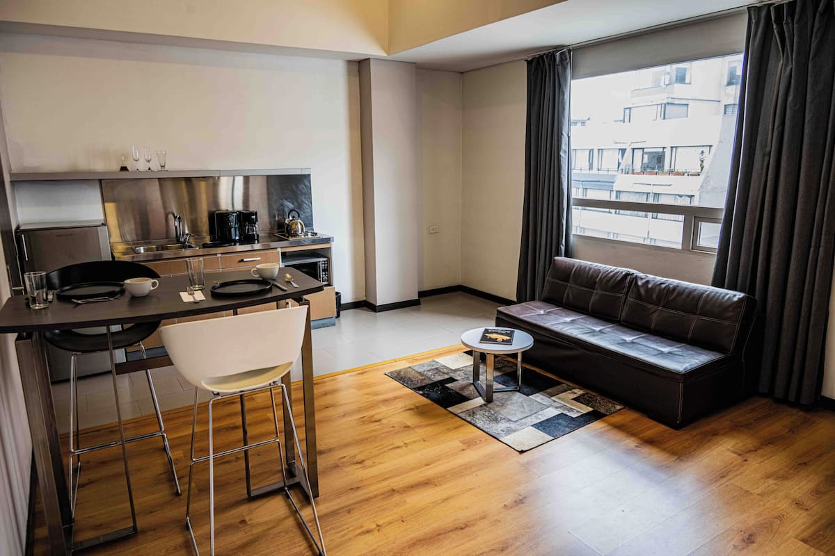 Superior Suite, City View