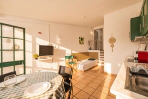 Interior - Bright apartment with access to a shared pool (Fuseta)