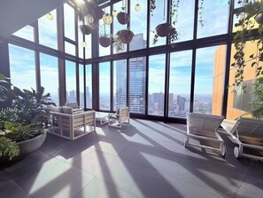 Interior - Modern 1-bedroom apartment with gym and pool access, centrally located near cafes, restaurants, and public transport—perfect for a comfortable city stay. (Southbank)