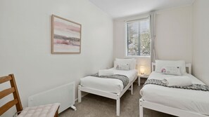 Room - Misty Pines in Leura (Leura)