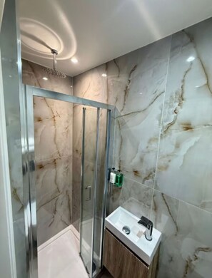 Towels, soap, toilet paper