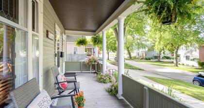 Cozy Grand Haven Escape | Near Beach & Downtown