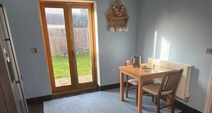 Room-silsoe Cottage B&B Master Suite