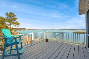 Terrace/patio - Sunrise View | Waterfront, Kayaks, Gorgeous Sunrises! (Chincoteague Island)
