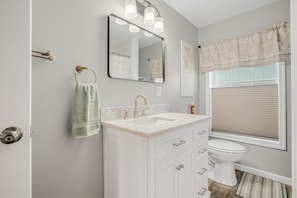 Shower, towels