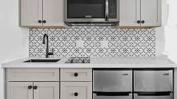 Studio, 1 Bedroom | Private kitchen