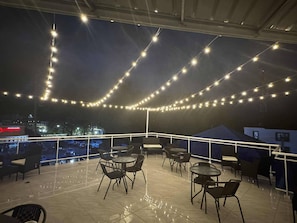Leilighet, 1 soverom, terrasse | Utendørsservering