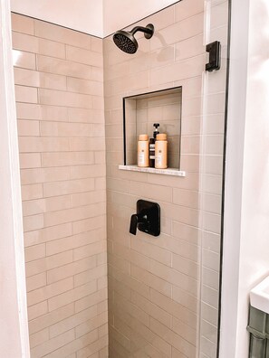 Shower, hair dryer, towels - Buttonwood Boutique Hotel Suite #5, Beach & Town (West Cape May)