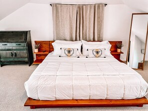1 habitación, escritorio, tabla de planchar con plancha y wifi gratis 