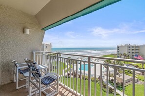 Property grounds - Relaxing Ocean View Condo • Pools, Tennis & Quiet Beach (New Smyrna Beach)