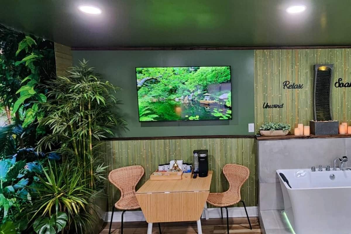 Studio, 1 Bedroom | Interior