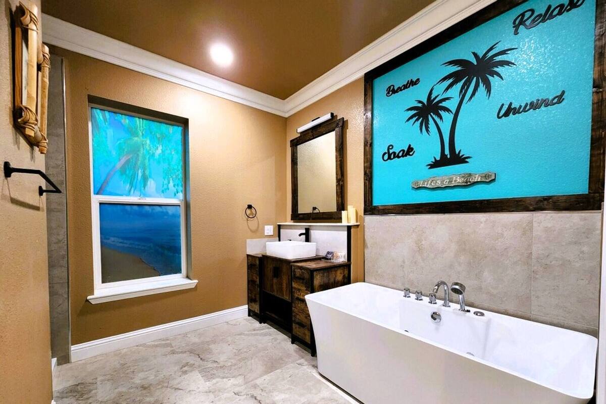 House, 2 Bedrooms | Bathroom