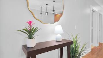 House (1 Bedroom) | Interior