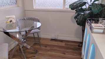 Studio, 1 Schlafzimmer, Kamin | Speisen