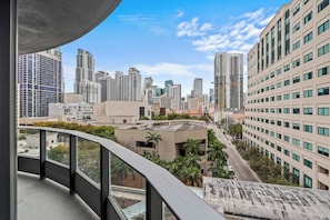 Property grounds - Luxe 1 Bedroom in 501 First Residences - Downtown (Miami)