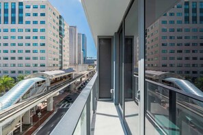 Property grounds - Luxe Suite in New Building 501 - Downtown Miami (Miami)