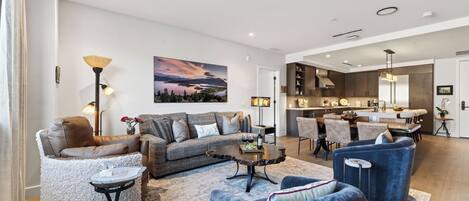 Apartment (2 Bedrooms) | Living area