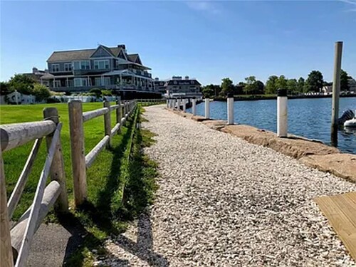 Newport Harbor View Cottage w/ Decks & Parking