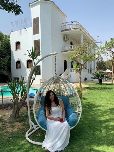 Private Garden Oasis Near the Pyramids in Giza, 1000