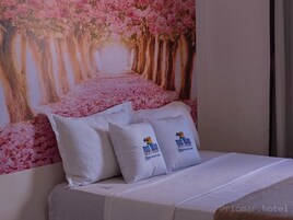 Wi-Fi de cortesia, roupa de cama