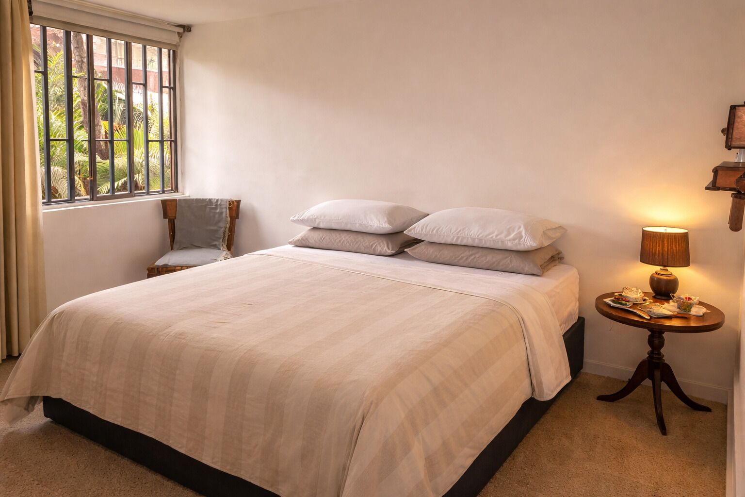 3 habitaciones y caja de seguridad en la habitación 