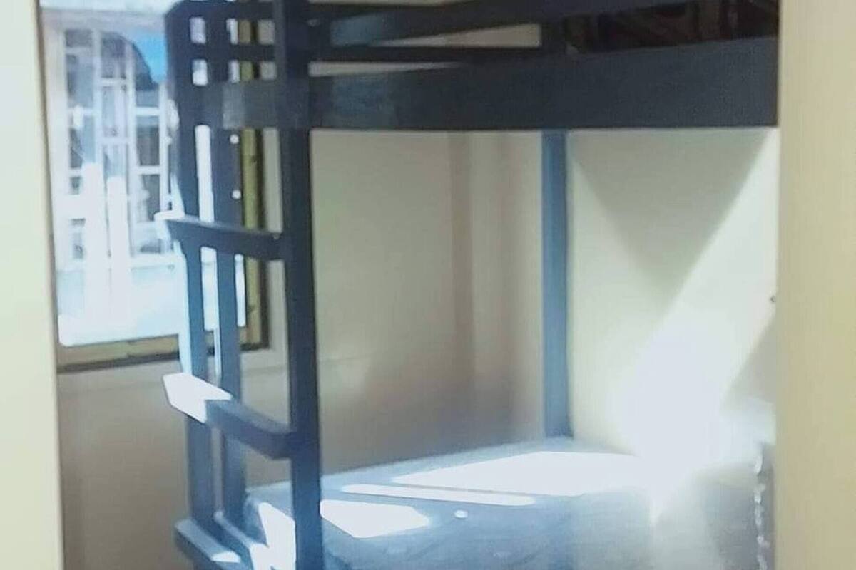 Dormitório compartilhado, 1 quarto, para fumantes, varanda | Parte interna