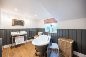 Hair dryer - Hollyhocks, Tunstall (Tunstall)