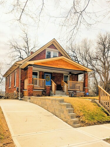 Craftsman house near downtown KC and MCI airport
