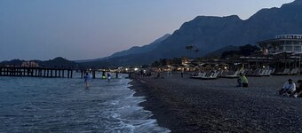 ESG • 5-Min Walk to Göynük Beach • Mountain View Terrace Studio
