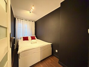 1 quarto, ferros/tábuas de passar roupa, Wi-Fi, roupa de cama