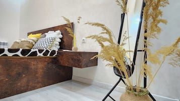 Rideaux occultants, fer et planche à repasser, Wi-Fi gratuit